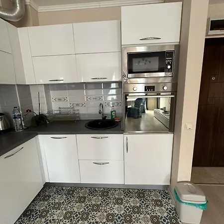 Varvara House Апартаменти