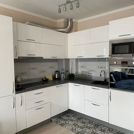 Varvara House Апартаменти
